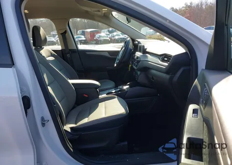 2020 Ford Escape S from USA, damaged, VIN 1FMCU0F60LUB84538